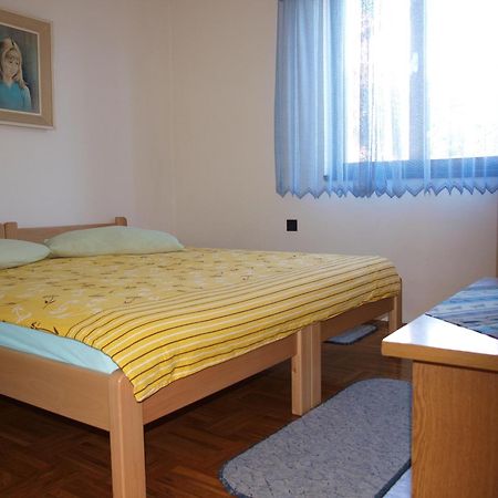 Apartments Nevenka Крк Номер фото